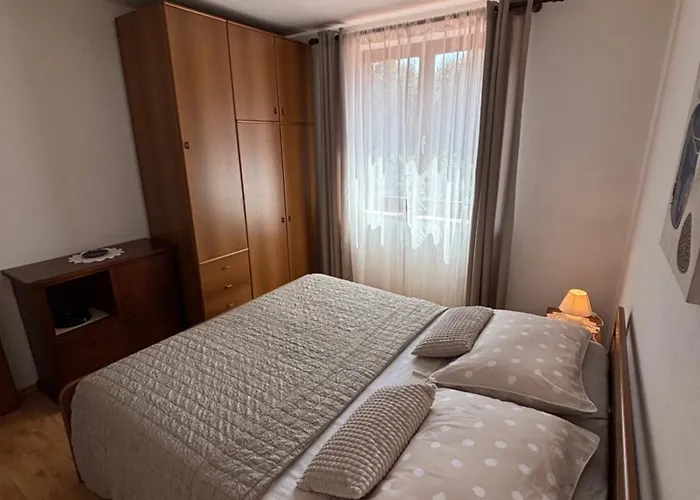 Miki-free Parking Apartmán *